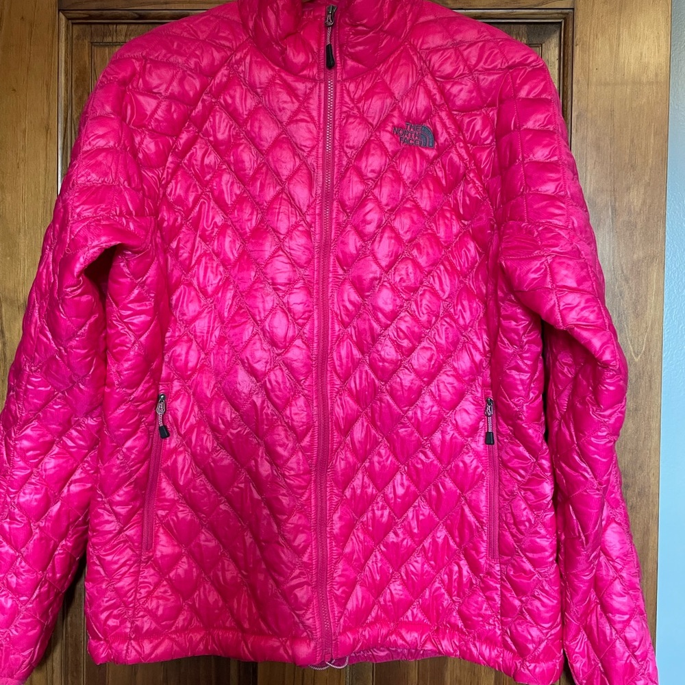 Women’s Large Pink North Face jacket